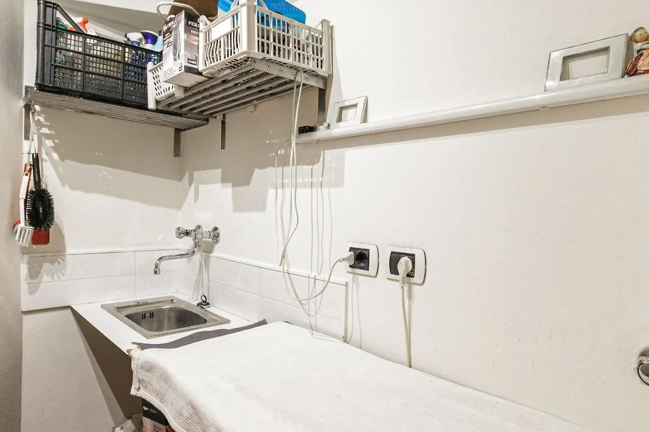 Conca Del Naviglio One Bedroom By Halldis ميلان