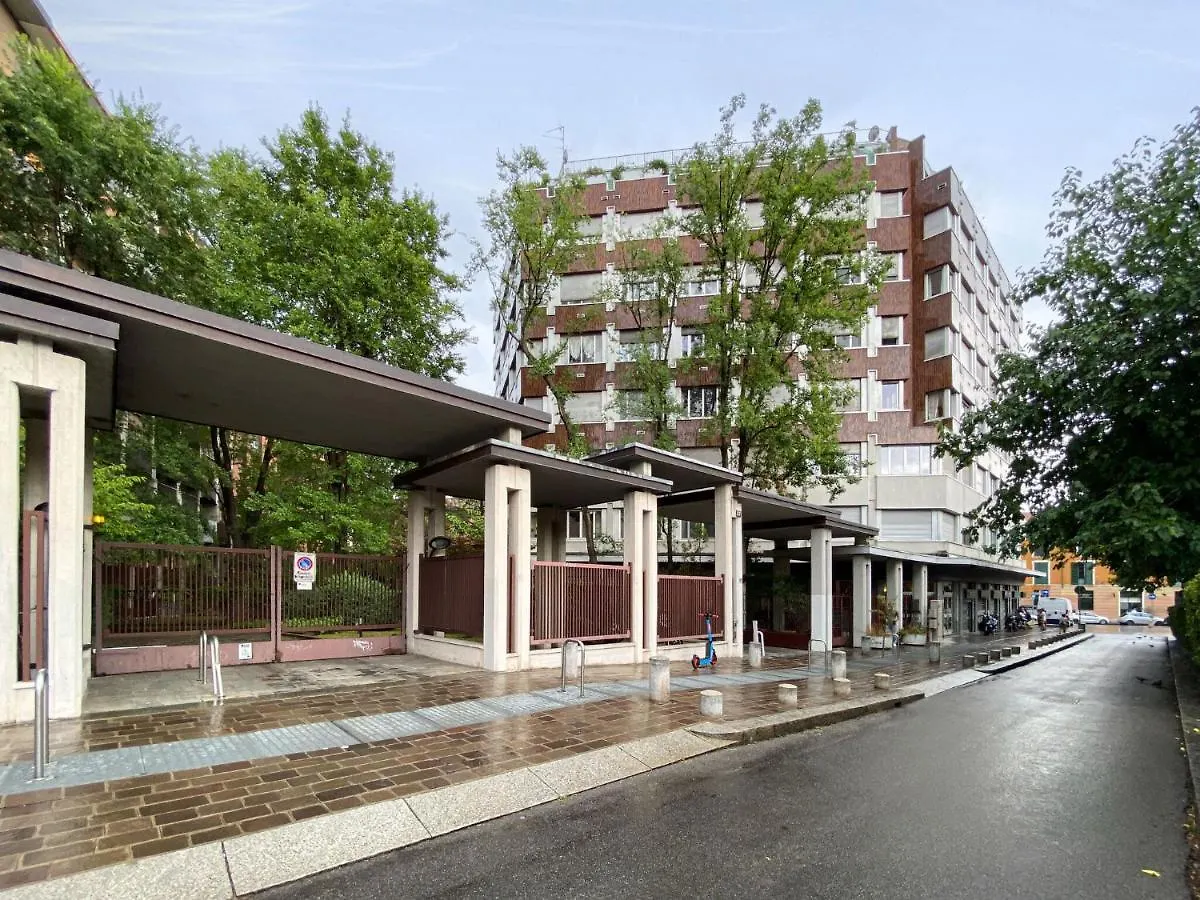 Conca Del Naviglio One Bedroom By Halldis ميلان
